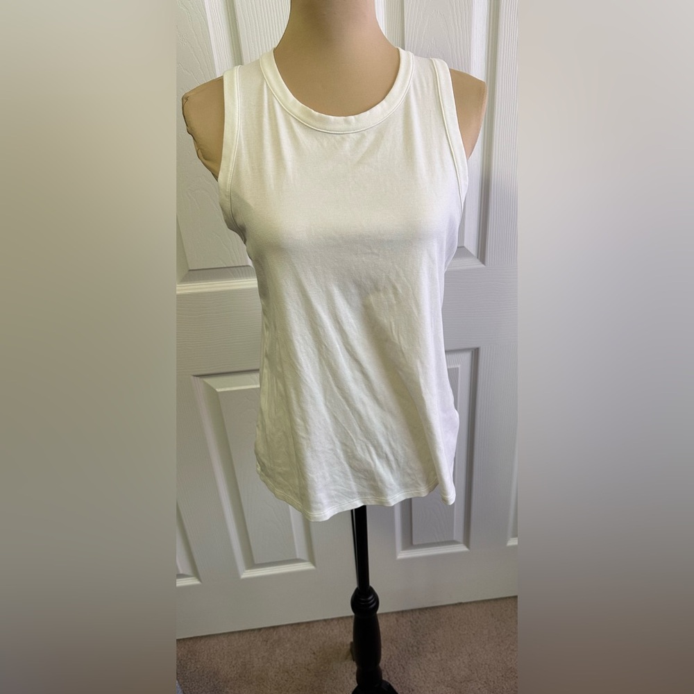 Old Navy Classic White Tank Top